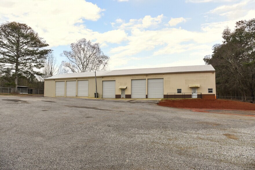 101 E Byrd Rd, Hartselle, AL à louer - Photo du bâtiment - Image 1 de 25