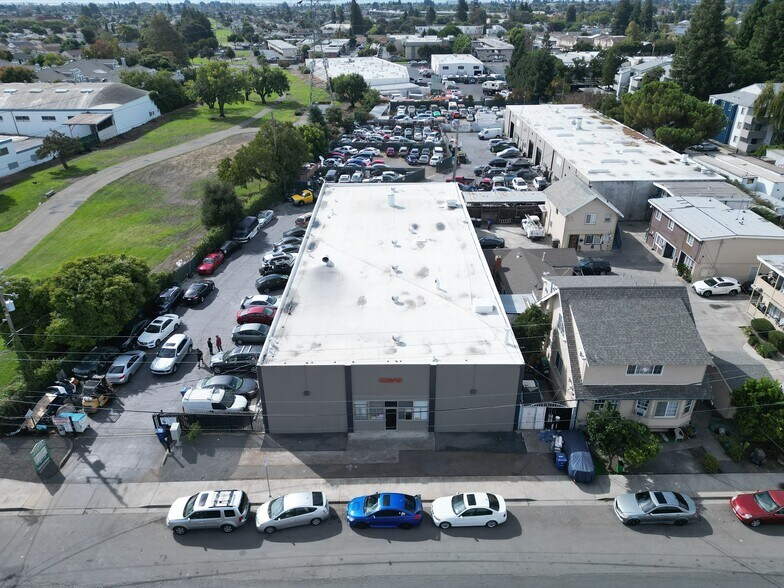 25181-25197 Huntwood Ave, Hayward, CA à louer - Photo du bâtiment - Image 3 de 9
