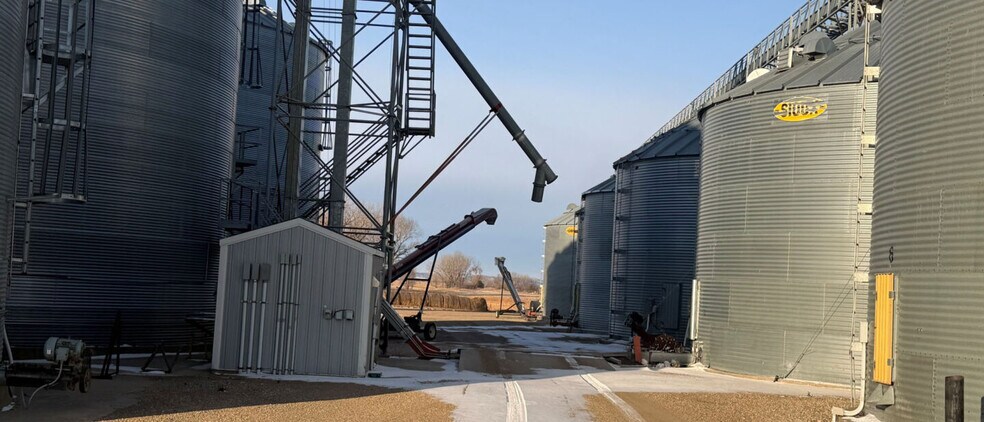 201 Railway St, Lane, SD for sale - Building Photo - Image 3 of 10