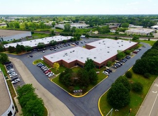 Plus de détails pour 100-112 Terrace Dr, Mundelein, IL - Industriel à louer