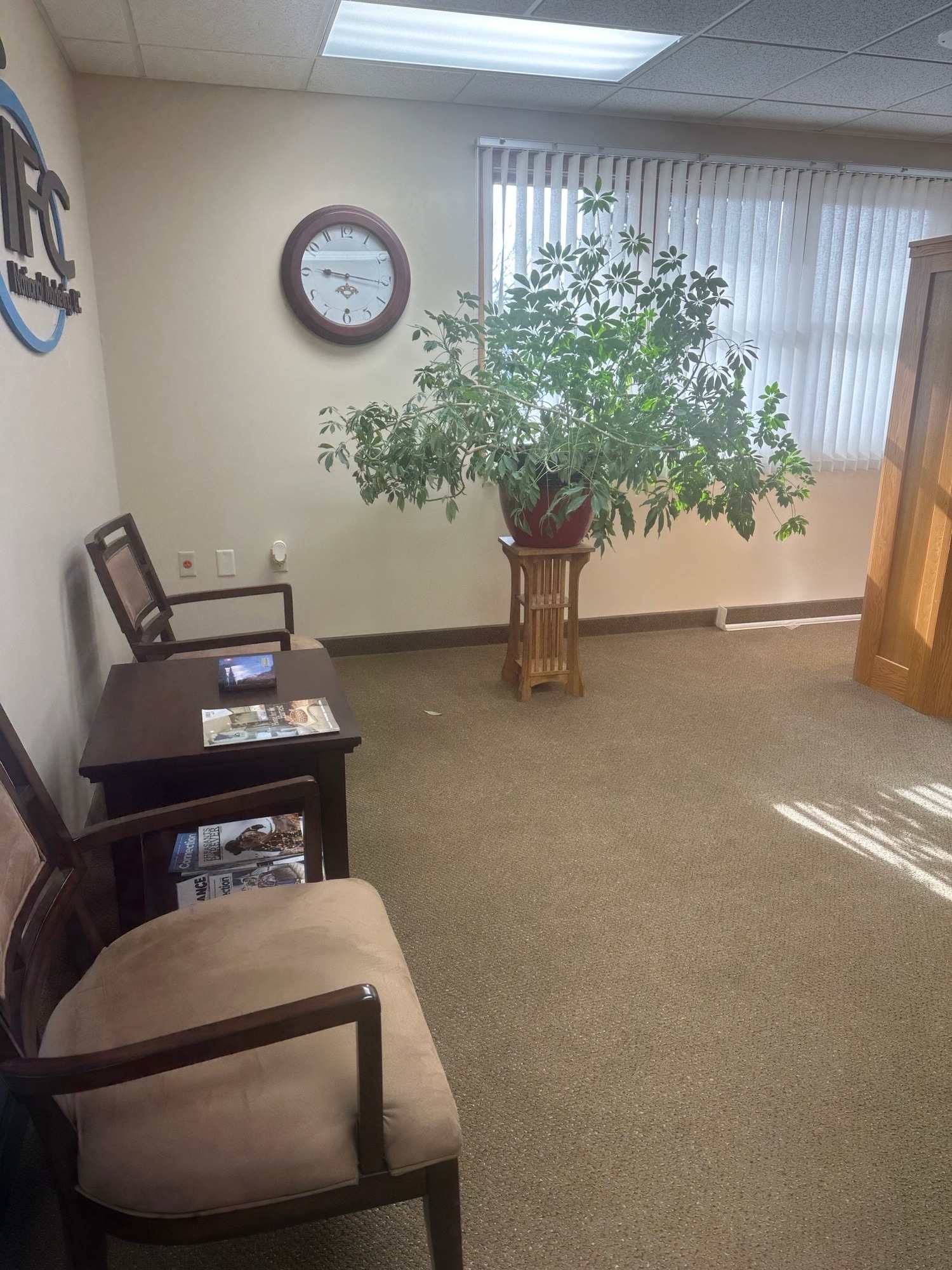 1307 Albion Ave, Fairmont, MN for lease Primary Photo- Image 1 of 2