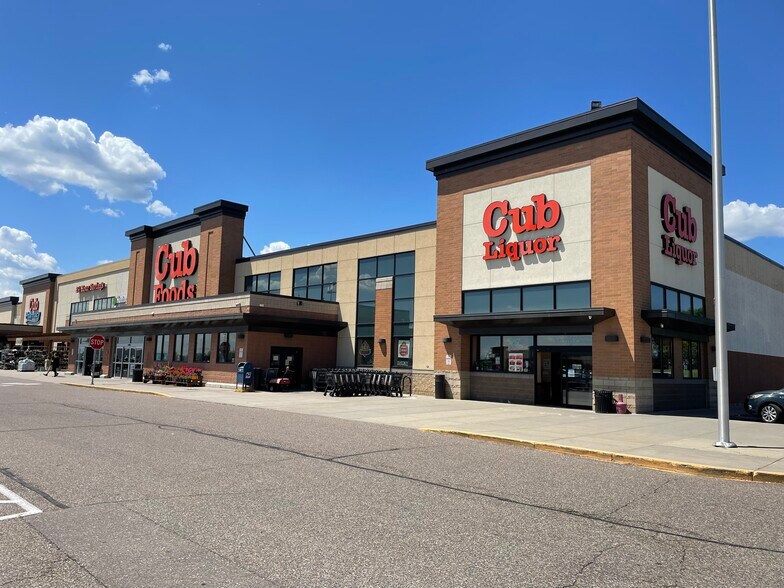 2021-2067 S Robert St, Saint Paul, MN for lease - Building Photo - Image 1 of 5