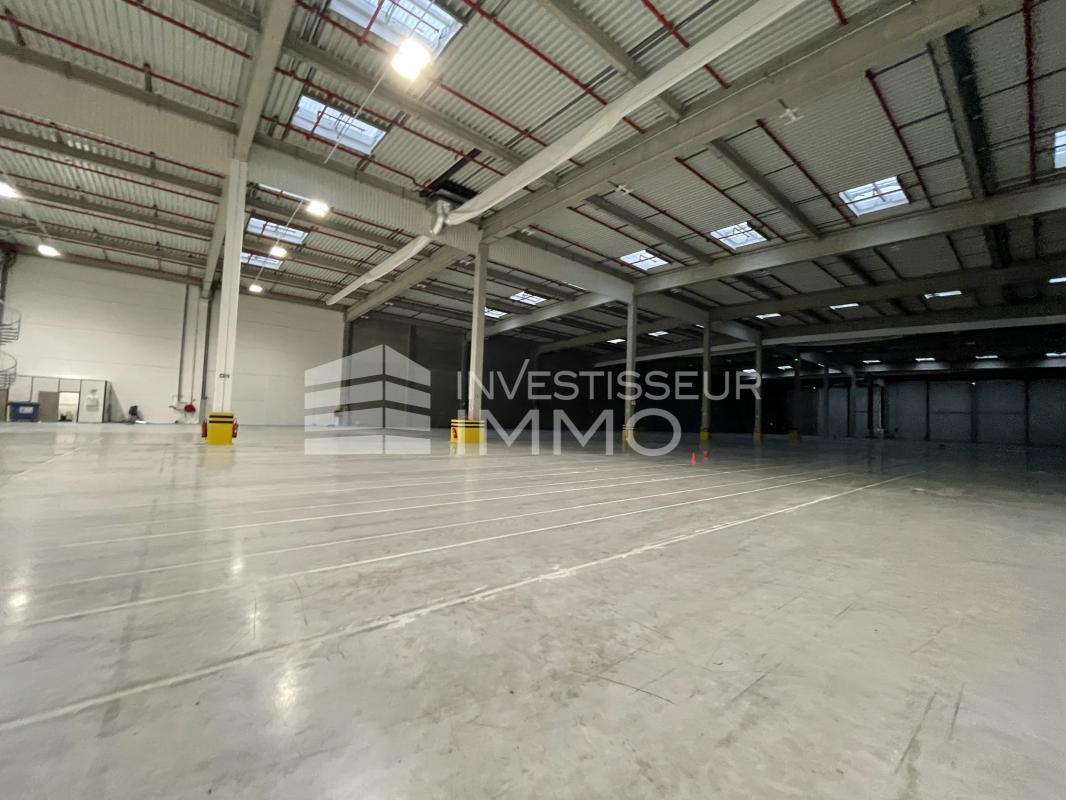 Flex in Montélimar for lease Interior Photo- Image 1 of 7