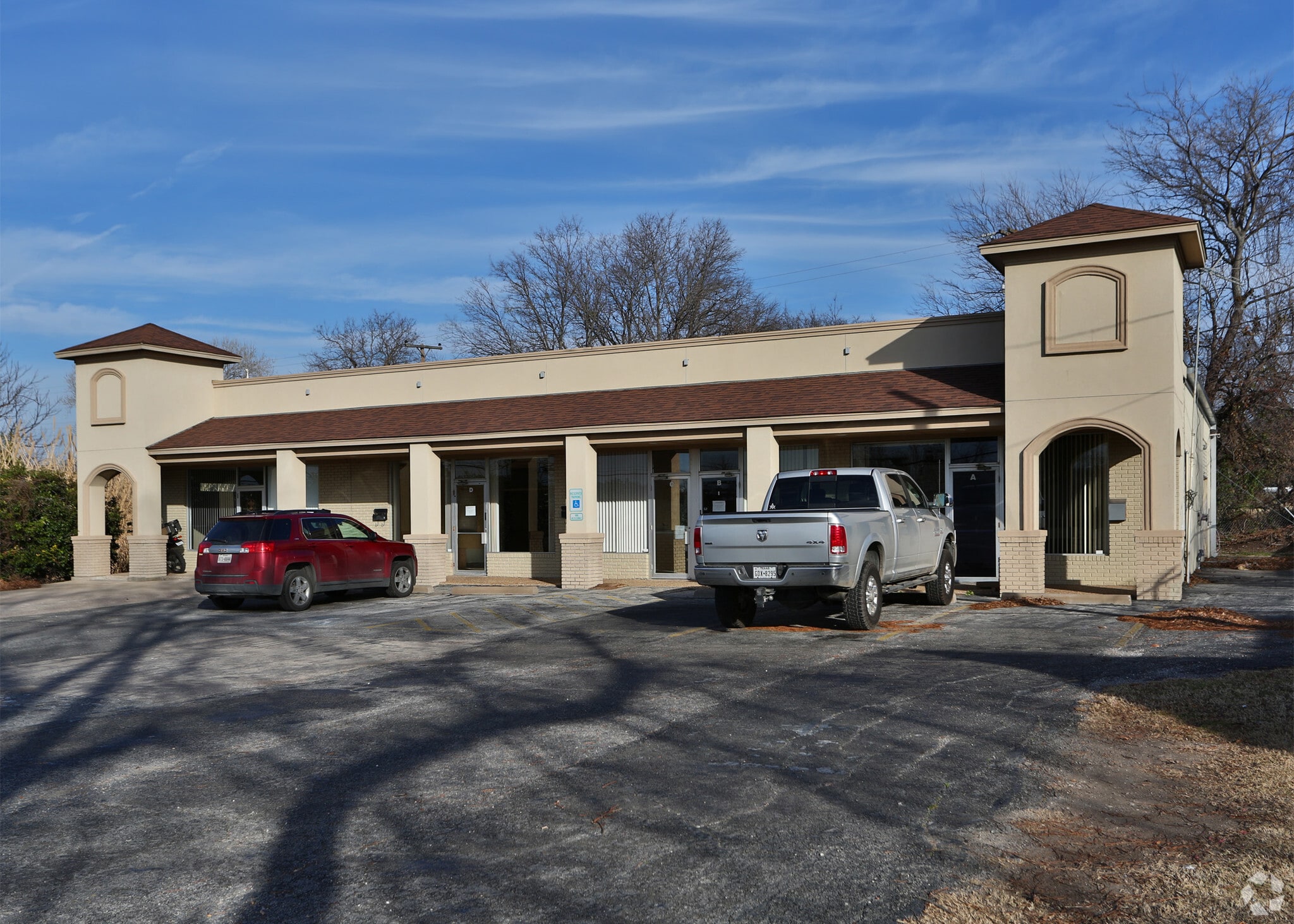 9516 W Camp Bowie, Fort Worth, TX for lease Building Photo- Image 1 of 4