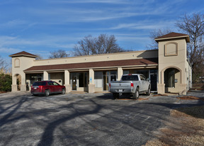 Professional Offices Next to Loop-820 - Loft