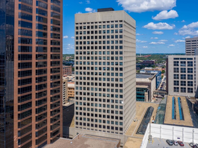 445 Minnesota St, Saint Paul, MN à louer - Photo du bâtiment - Image 1 de 10