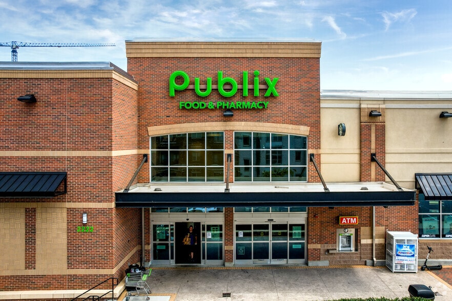 2222 South Blvd, Charlotte, NC à louer - Photo du bâtiment - Image 2 de 8