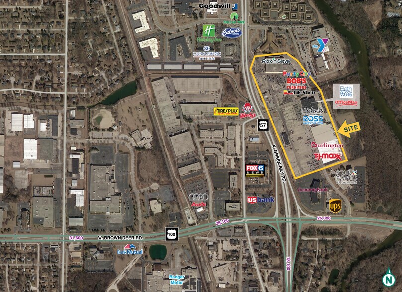 9124-9200 N Green Bay Ave, Brown Deer, WI à louer - Photo du bâtiment - Image 3 de 20