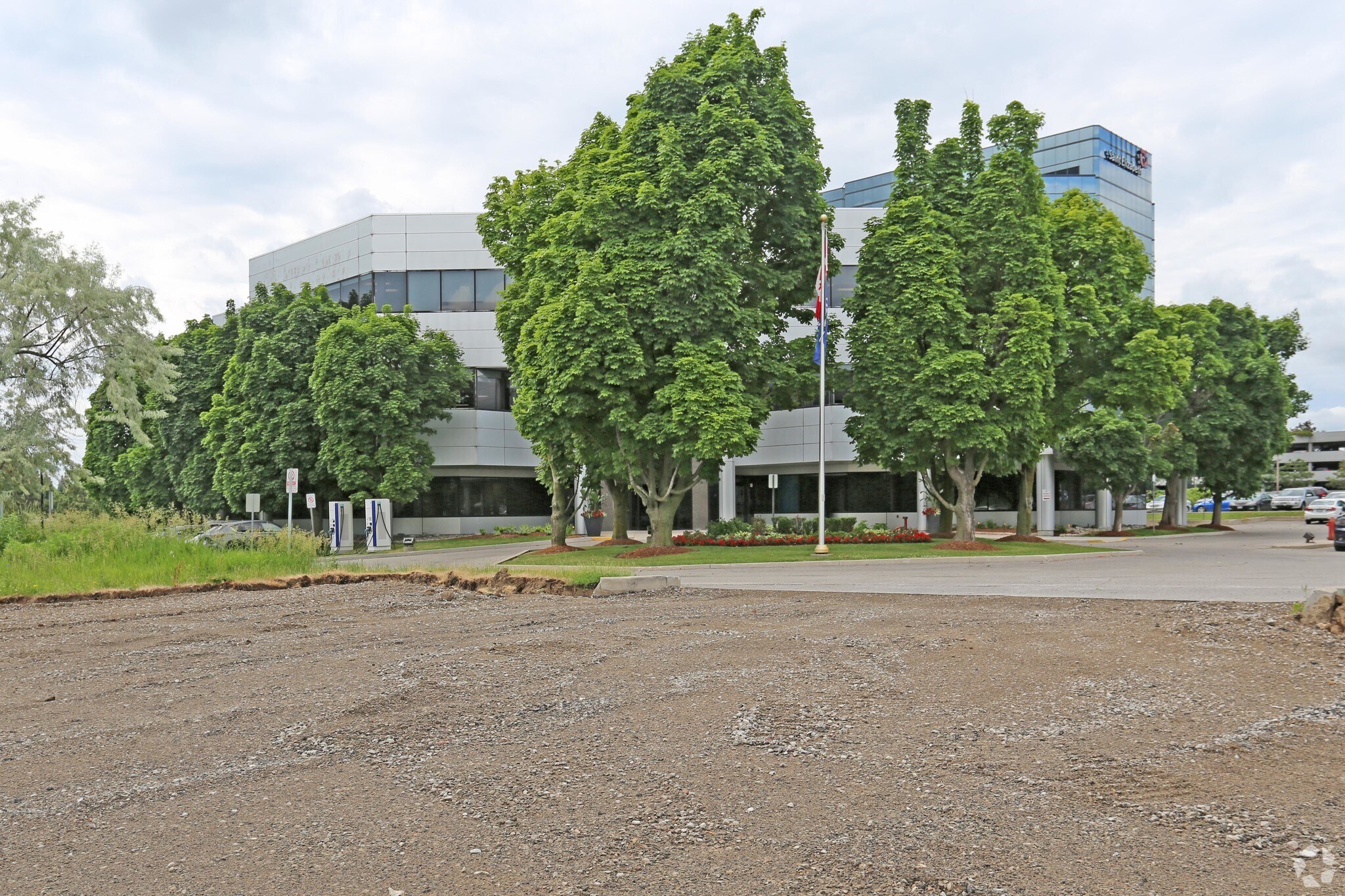 80 Allstate Pky, Markham, ON for sale Primary Photo- Image 1 of 1