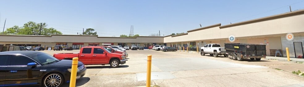 8104 W Tidwell Rd, Houston, TX for lease - Building Photo - Image 2 of 2