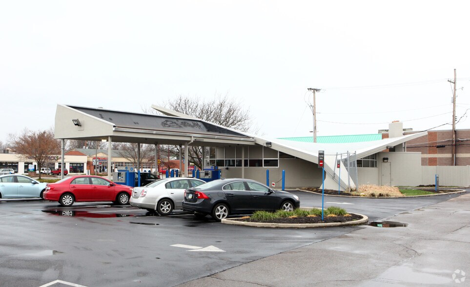 7112 E Main St, Reynoldsburg, OH à vendre - Photo du bâtiment - Image 2 de 3