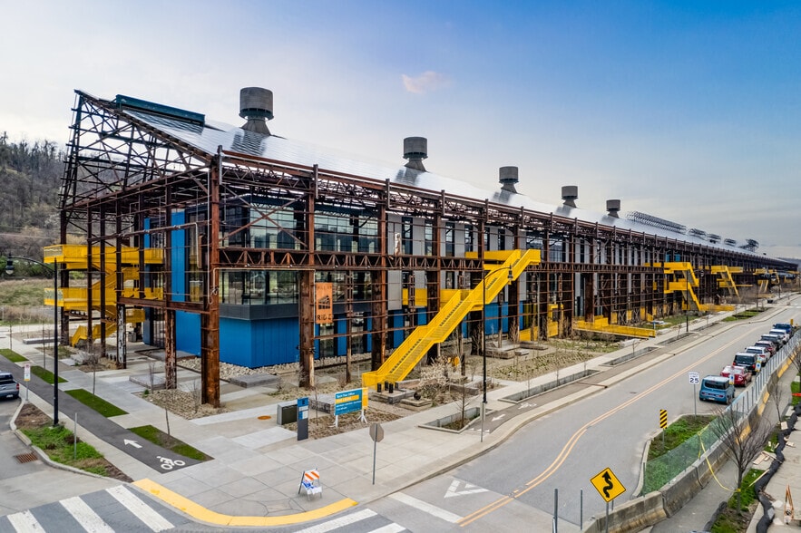 4300 Lytle St, Pittsburgh, PA for lease - Building Photo - Image 1 of 6