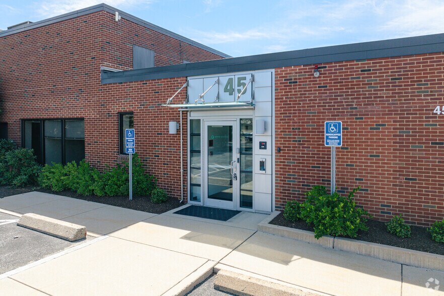 45 Moulton St, Cambridge, MA à louer - Photo du bâtiment - Image 2 de 5