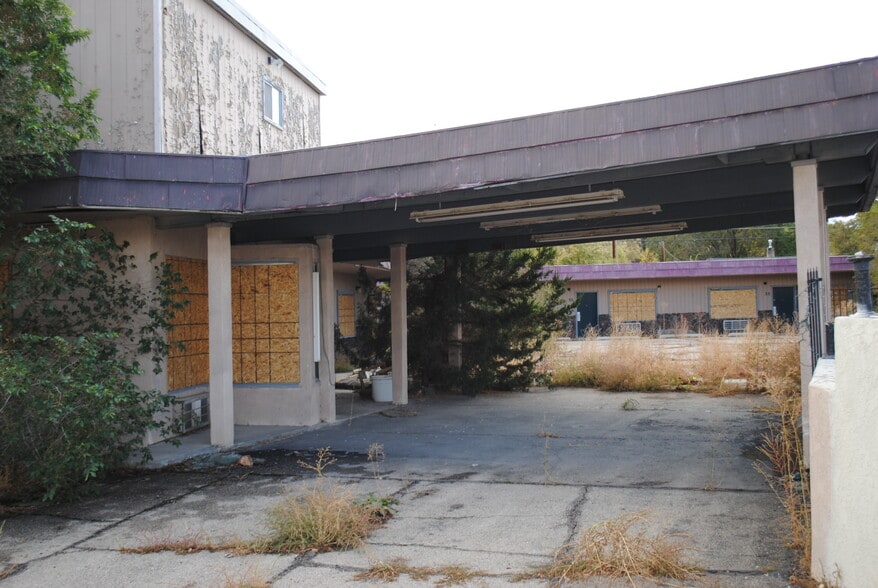 560 6th St, Wells, NV for sale - Building Photo - Image 3 of 9