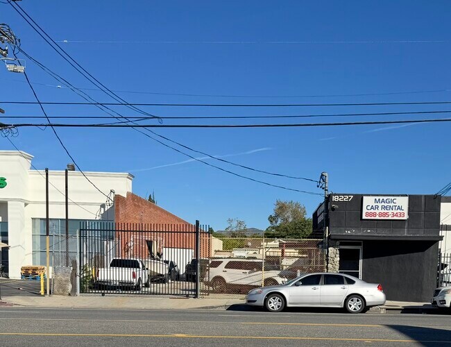 More details for 18227 Parthenia St, Northridge, CA - Retail for Sale