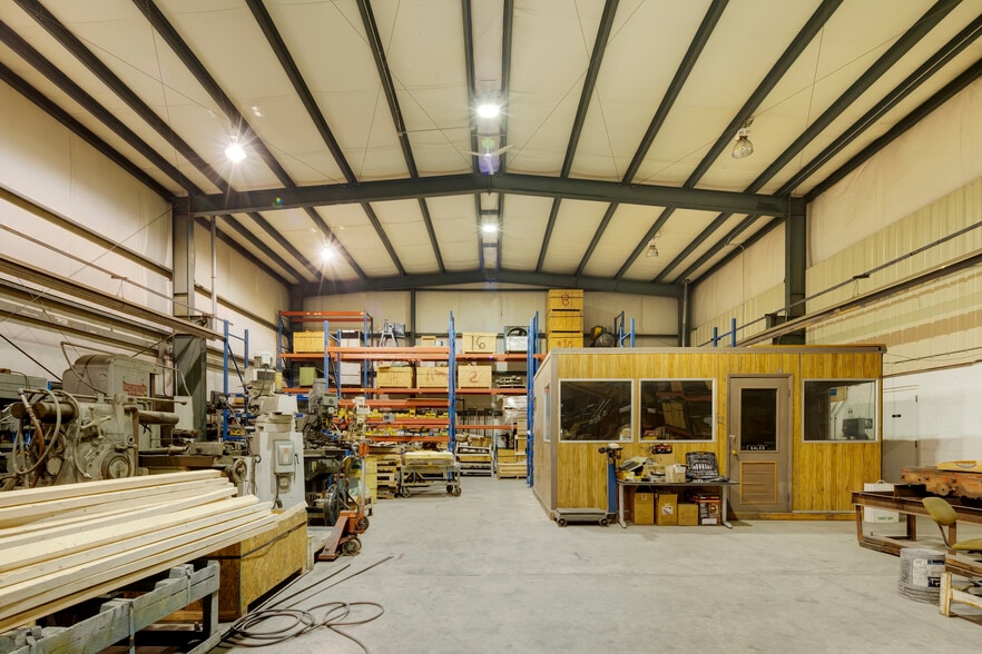 47 Feick Industrial Dr, Bernville, PA for sale - Building Photo - Image 3 of 8