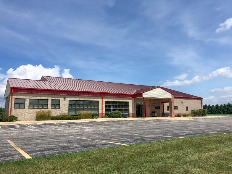 37W002 S Mooseheart Rd, Mooseheart, IL à louer - Photo du bâtiment - Image 2 de 7