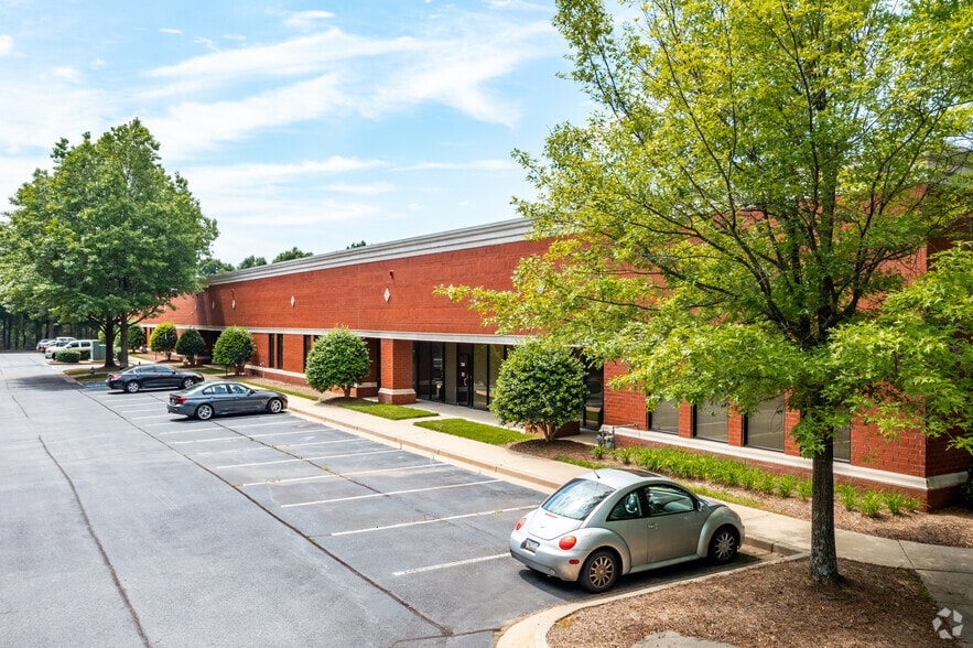4145 Shackleford Rd, Norcross, GA for sale - Primary Photo - Image 1 of 5