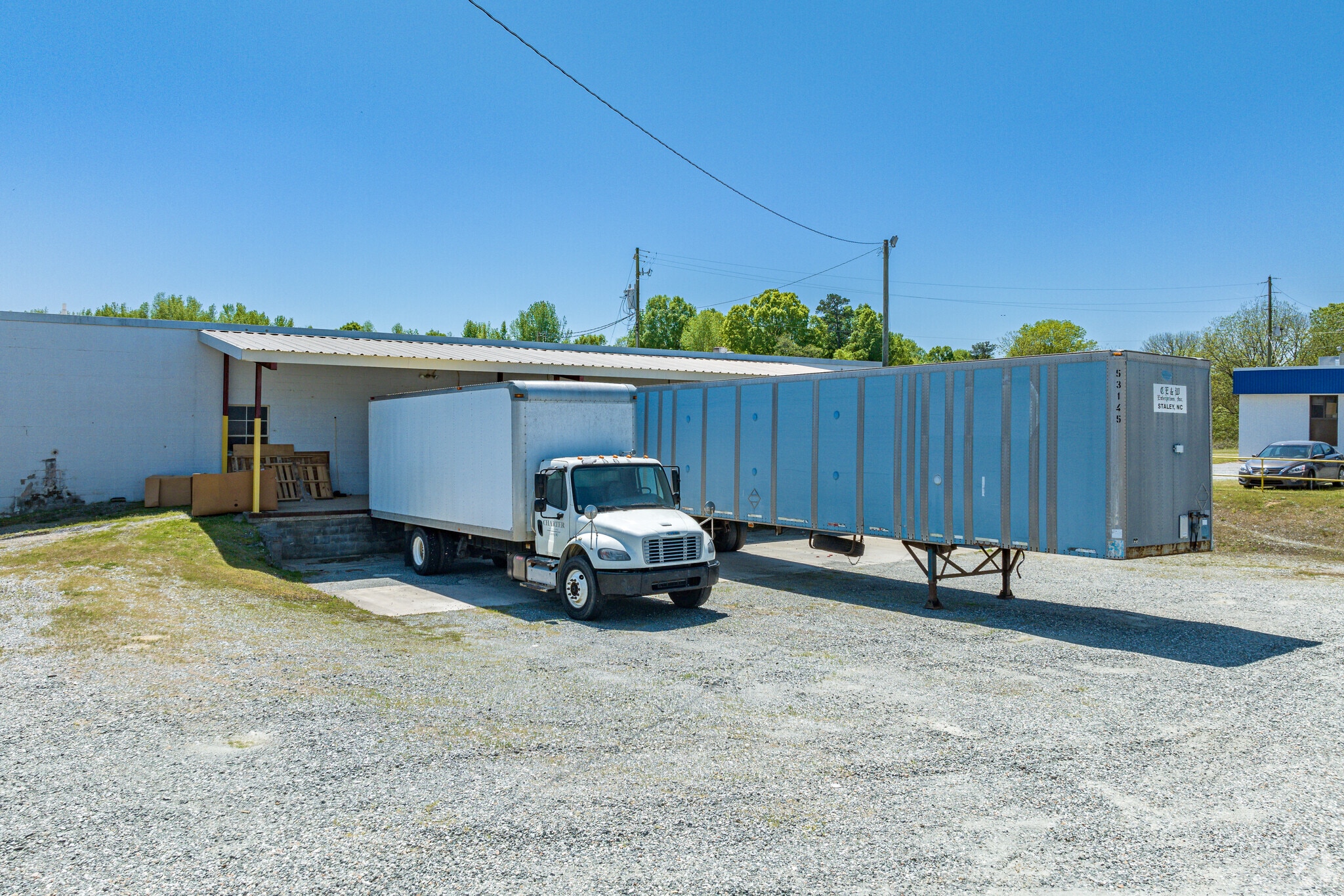 206 E Frazier Ave, Liberty, NC for lease Primary Photo- Image 1 of 9