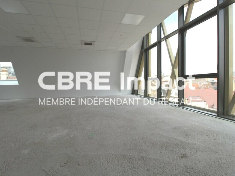 Centre Dauphine, Dijon à louer - Photo du bâtiment - Image 2 de 6
