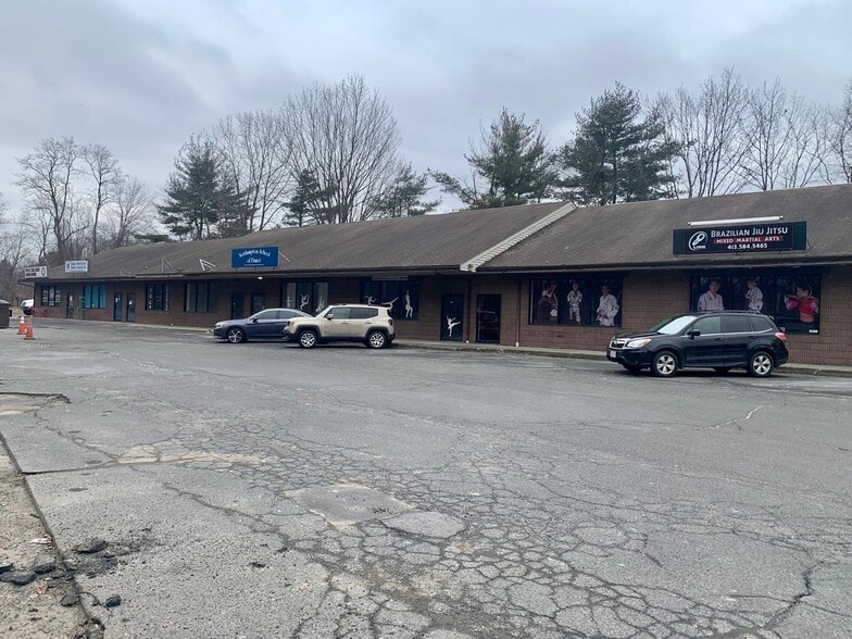 141 Damon Rd, Northampton, MA for lease - Building Photo - Image 2 of 14
