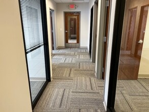 2144 S State St, Ann Arbor, MI à louer Photo intérieure- Image 2 de 2