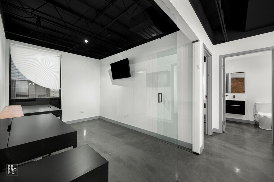 1322 W Walton St, Chicago, IL for lease - Interior Photo - Image 3 of 20