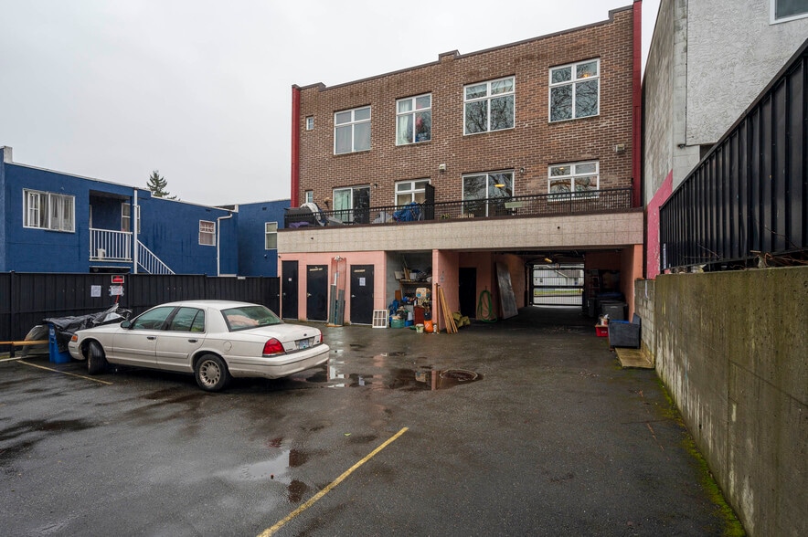 2811 Clark Dr, Vancouver, BC for sale - Primary Photo - Image 1 of 20