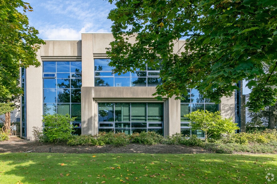 9110 196A St, Langley, BC for lease - Building Photo - Image 1 of 28