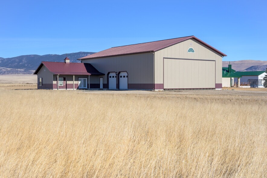 45 N Centurion Way, Whitehall, MT à vendre - Photo du bâtiment - Image 2 de 13