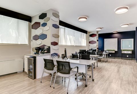 5055 Seminary Rd, Alexandria, VA à louer - Photo intérieure - Image 3 de 38