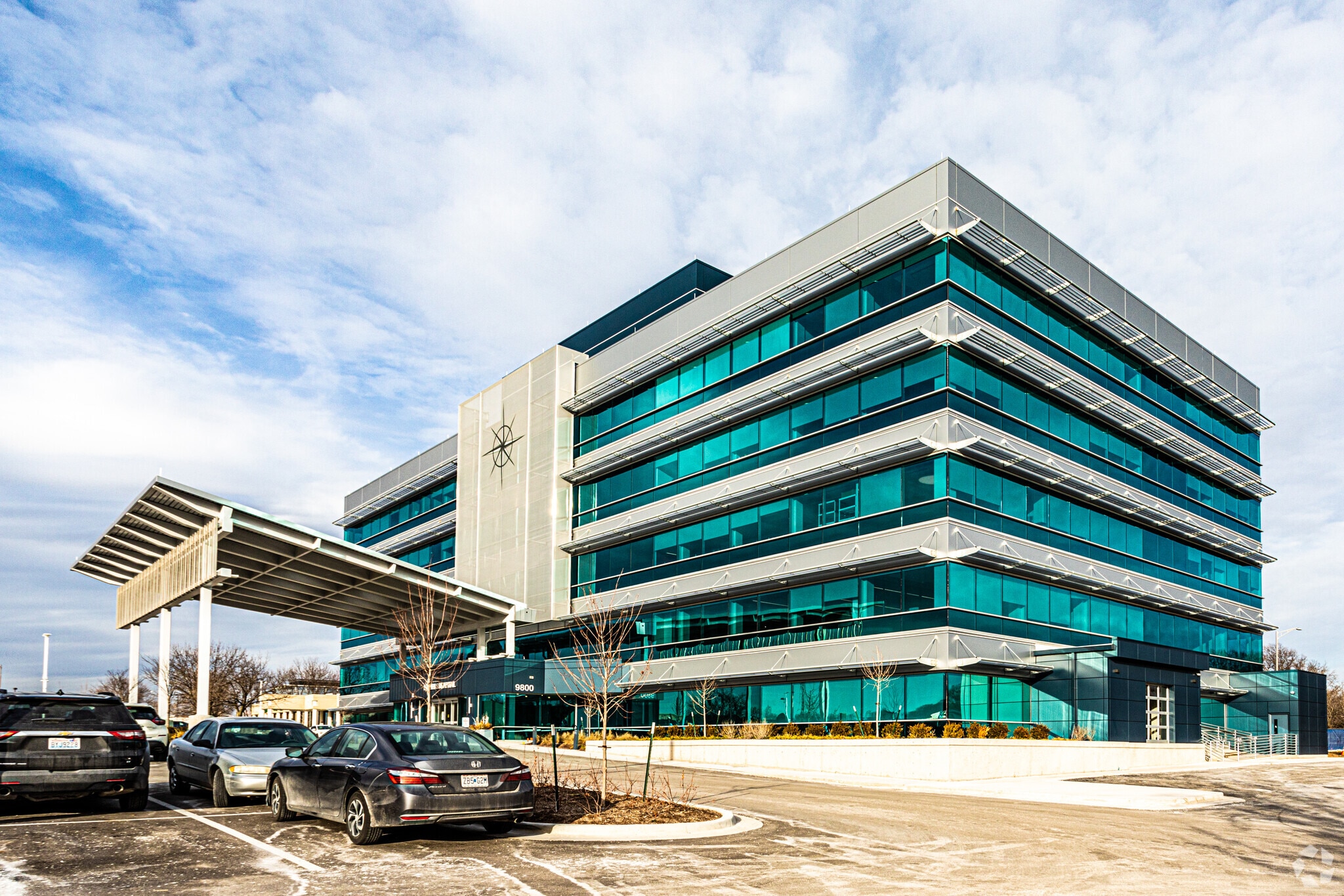 9800 Metcalf Ave, Overland Park, KS for lease Primary Photo- Image 1 of 8