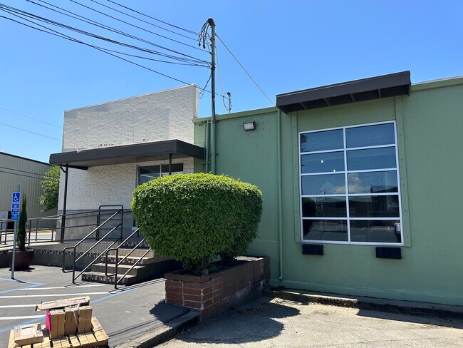 Plus de détails pour 206 Meyers St, Chico, CA - Industriel à louer