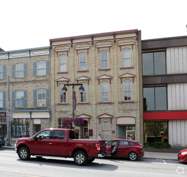 17-25 Ontario St, Stratford, ON for lease - Primary Photo - Image 1 of 2