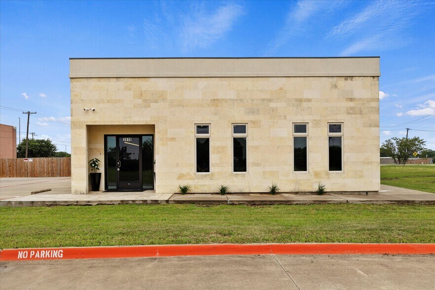 3818 Big A Rd, Rowlett, TX à vendre - Photo du bâtiment - Image 3 de 27