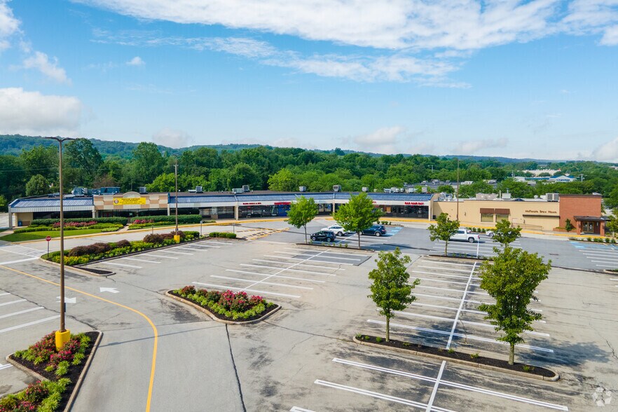 260 W Swedesford Rd, Devon, PA à louer - Aérien - Image 3 de 14