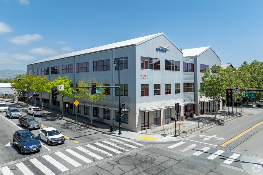 201 1st St, Petaluma, CA for sale - Primary Photo - Image 1 of 12