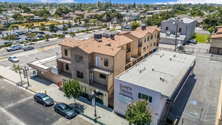 Plus de détails pour 511 Azusa Ave, Azusa, CA - Vente au détail à louer