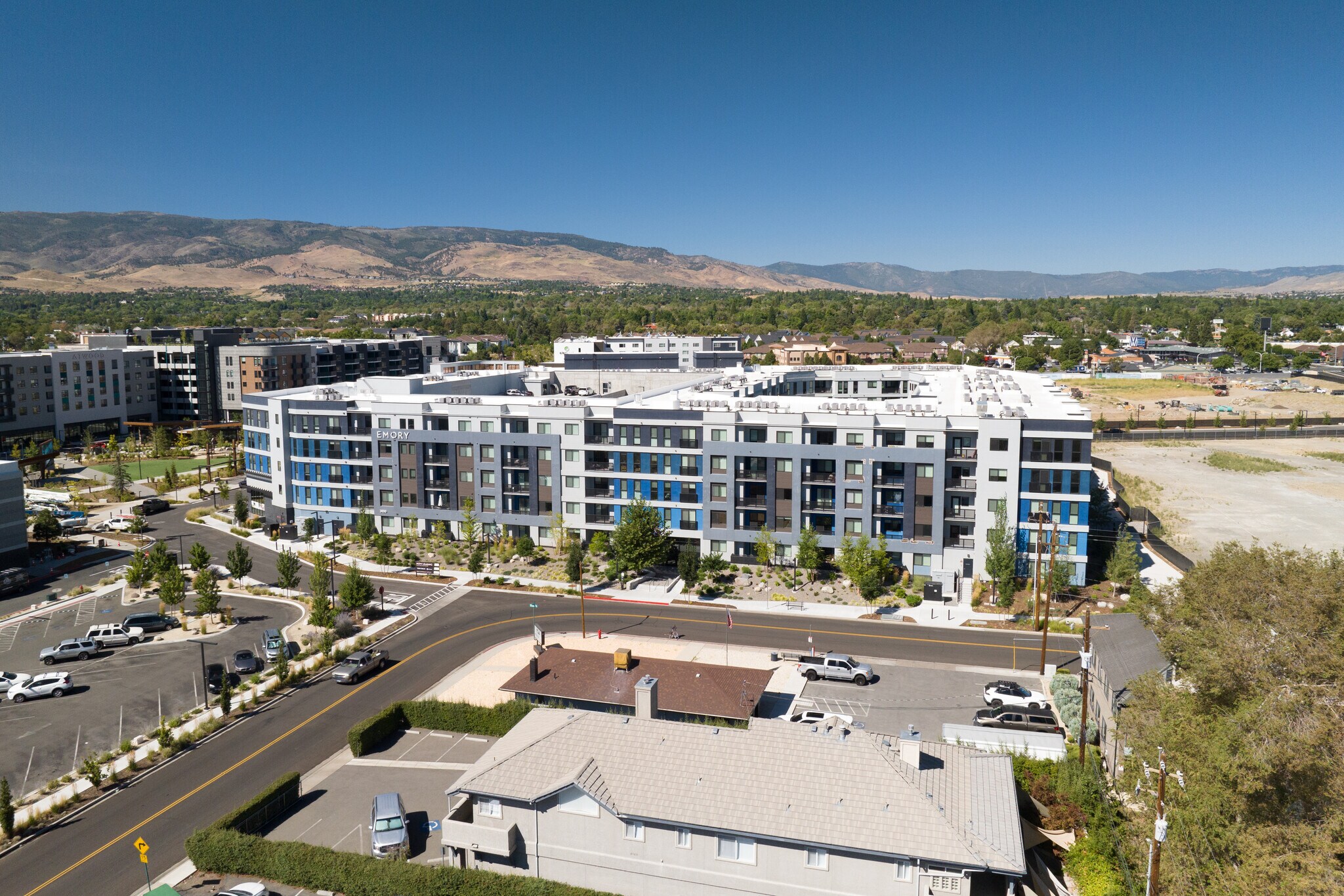 2020 Red Dr, Reno, NV for lease Primary Photo- Image 1 of 2