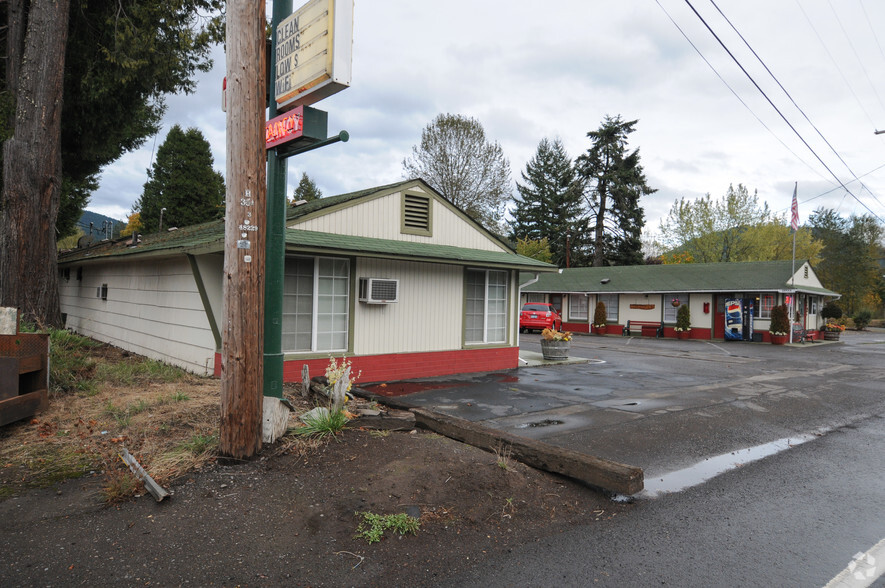 48229 Hwy 58, Oakridge, OR for sale - Primary Photo - Image 1 of 1