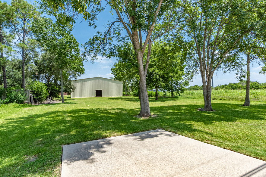 7615 Bailey, Pearland, TX for sale - Building Photo - Image 3 of 12