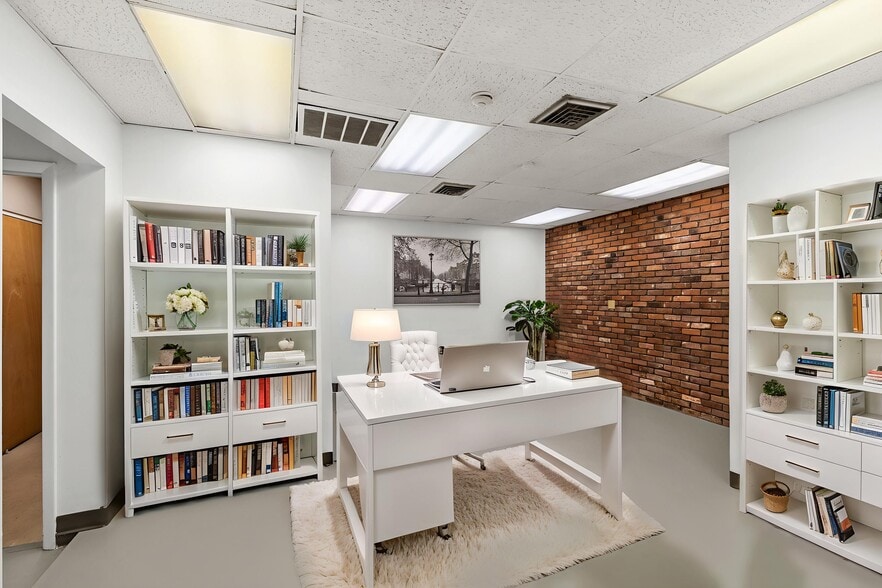 1901 Gravois Ave, Saint Louis, MO for lease - Building Photo - Image 2 of 18