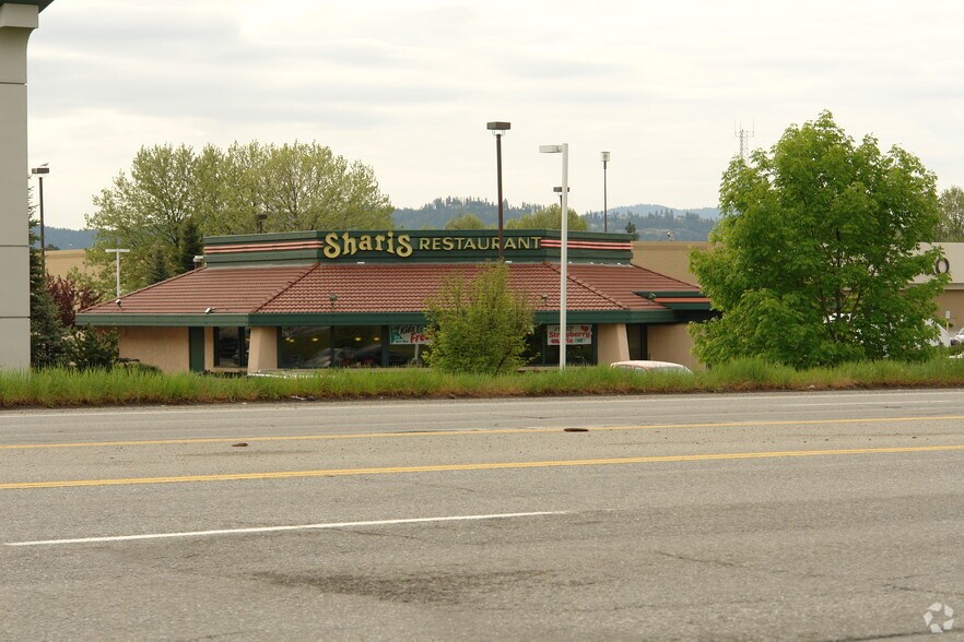 217 W Ironwood Dr, Coeur d'Alene, ID à louer - Photo du bâtiment - Image 2 de 24