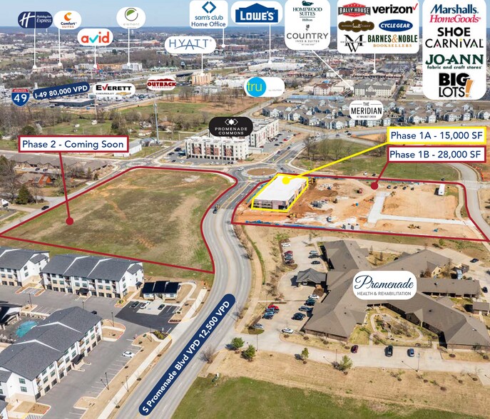 S Promenade Blvd & W Oak St, Rogers, AR à louer - Photo du bâtiment - Image 2 de 9