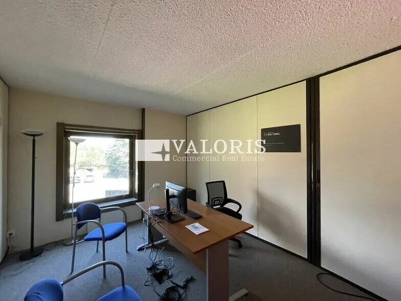 Office in Écully for sale - Interior Photo - Image 3 of 7