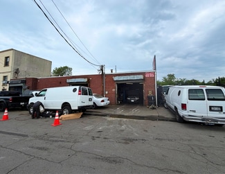 More details for 4230 Industrial Pl, Island Park, NY - Industrial for Sale