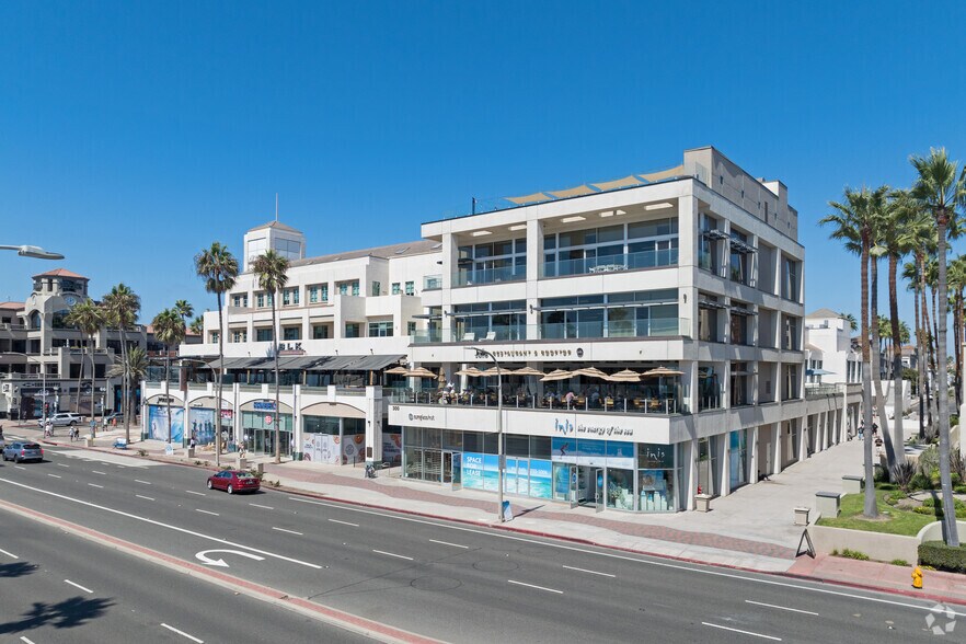 300 Pacific Coast Hwy, Huntington Beach, CA à louer - Photo du bâtiment - Image 1 de 9