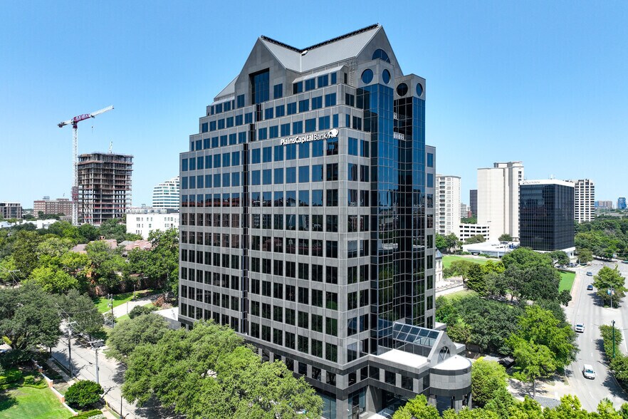 2911 Turtle Creek Blvd, Dallas, TX à louer - Photo du bâtiment - Image 2 de 9