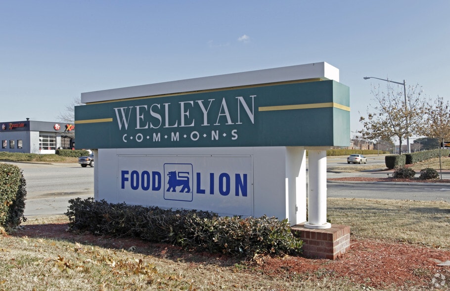 5461 Wesleyan Dr, Virginia Beach, VA à vendre - Photo du bâtiment - Image 2 de 3