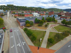 408 Leon Sullivan Way, Charleston, WV - Aérien  Vue de la carte - Image1